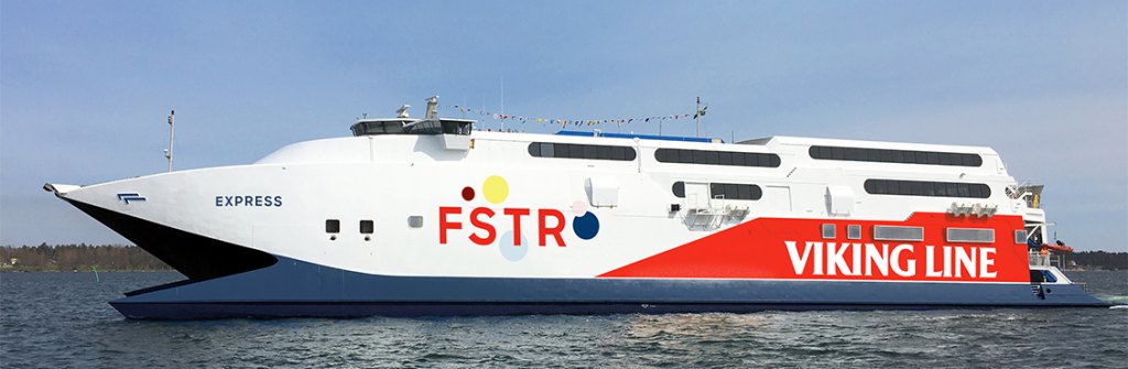 Скоростной паром Viking Line FSTR. Полет над морскими волнами.